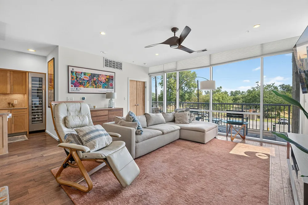 1600 Barton Springs Road #1201 Austin, TX 78704
