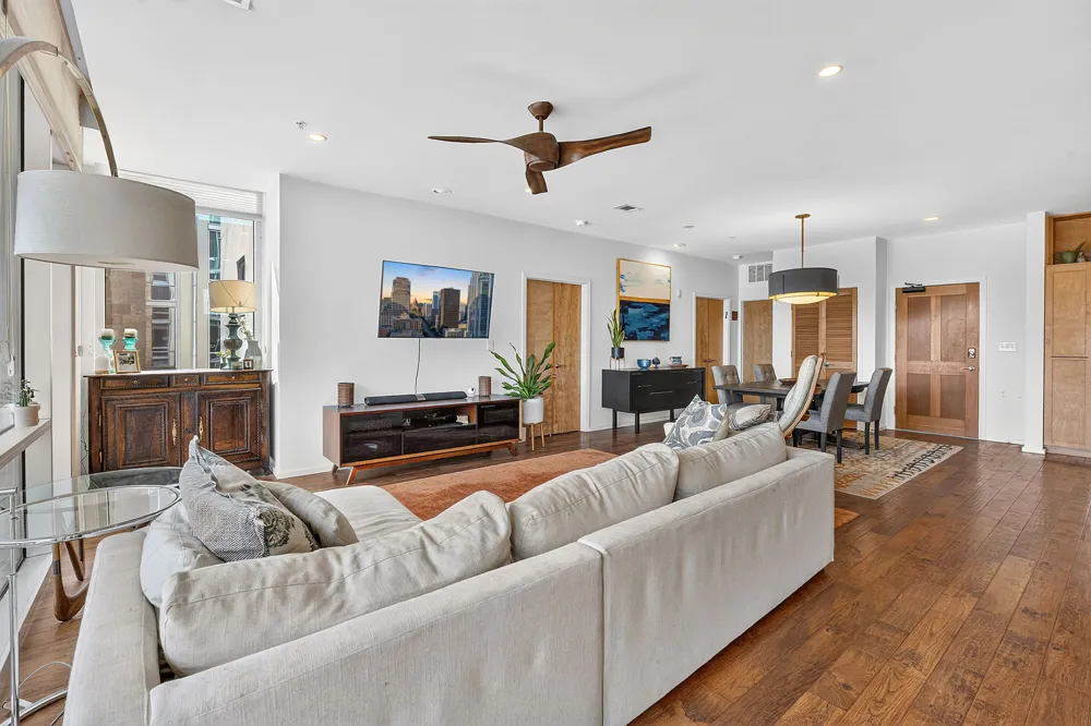 1600 Barton Springs Road #1201 Austin, TX 78704