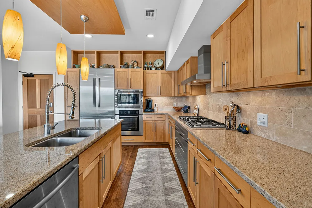 1600 Barton Springs Road #1201 Austin, TX 78704