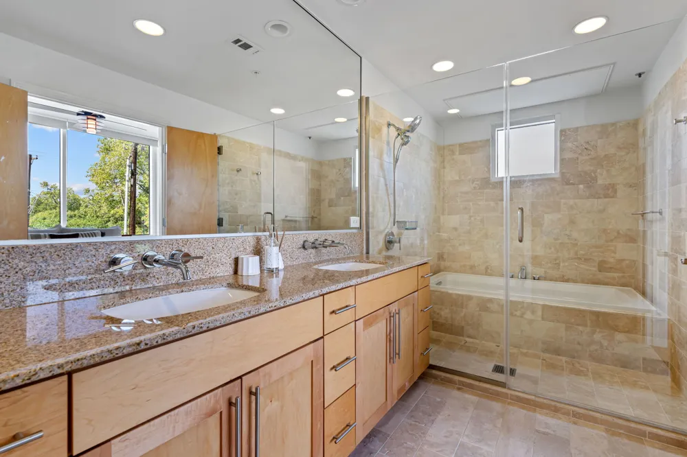 1600 Barton Springs Road #1201 Austin, TX 78704