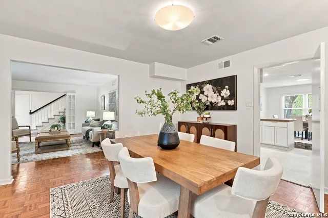 108 Sir Arthur Ct Castle Hills, TX 78213