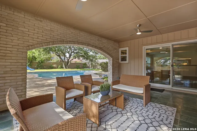 108 Sir Arthur Ct Castle Hills, TX 78213