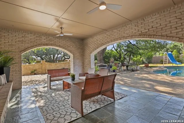 108 Sir Arthur Ct Castle Hills, TX 78213