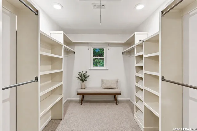 108 Sir Arthur Ct Castle Hills, TX 78213