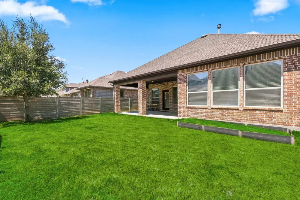 1209 9th Street Argyle, TX 76226