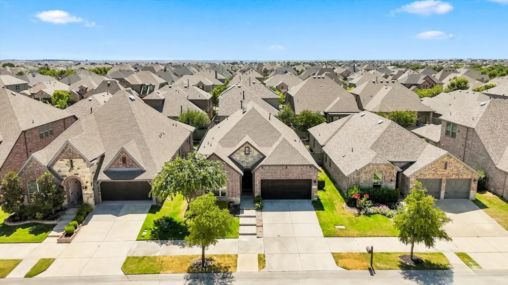 1209 9th Street Argyle, TX 76226