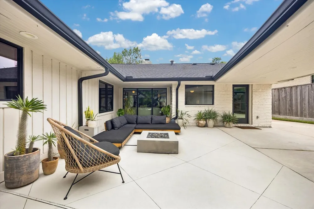 5110 Loch Lomond Drive Houston, TX 77096