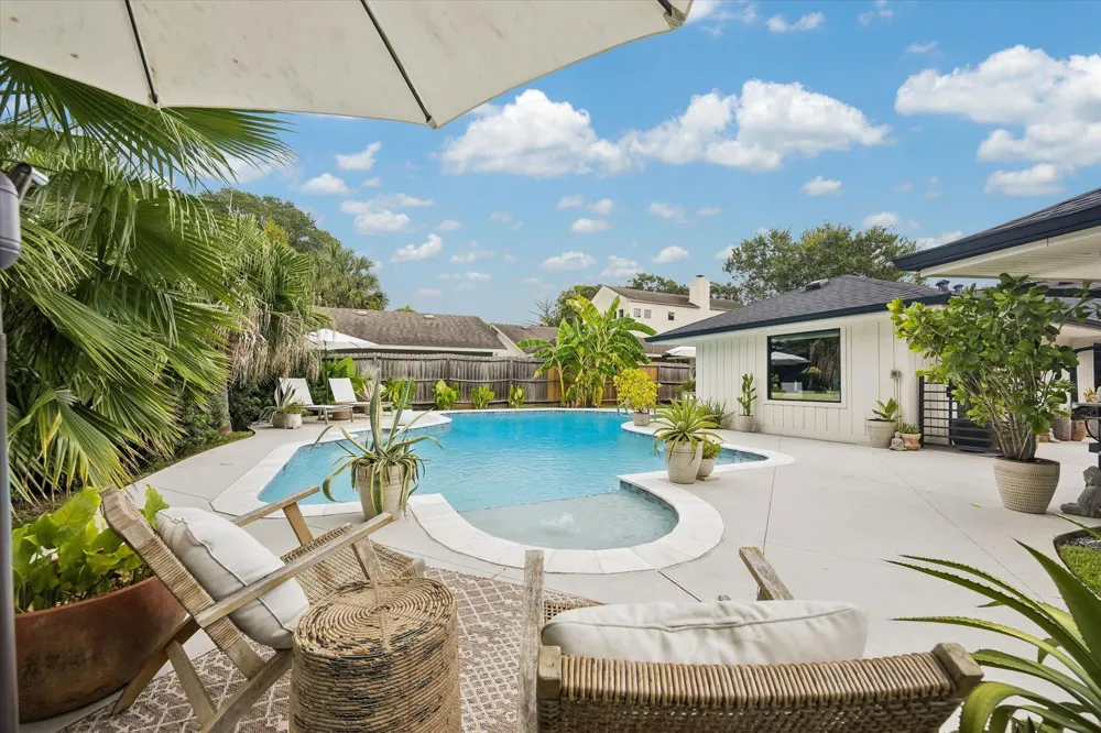 5110 Loch Lomond Drive Houston, TX 77096