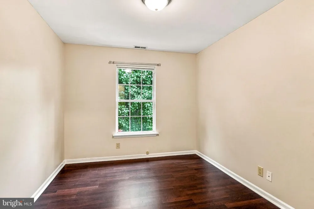 2202 YARMOUTH LANE Mt Laurel, NJ 08054
