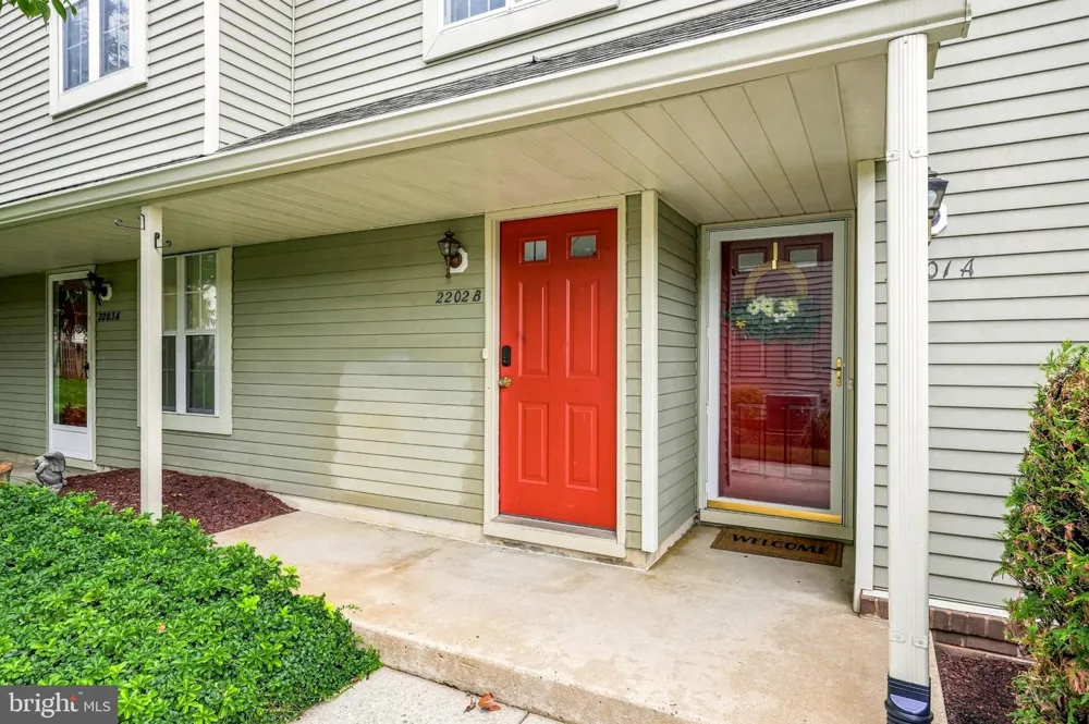 2202 YARMOUTH LANE Mt Laurel, NJ 08054