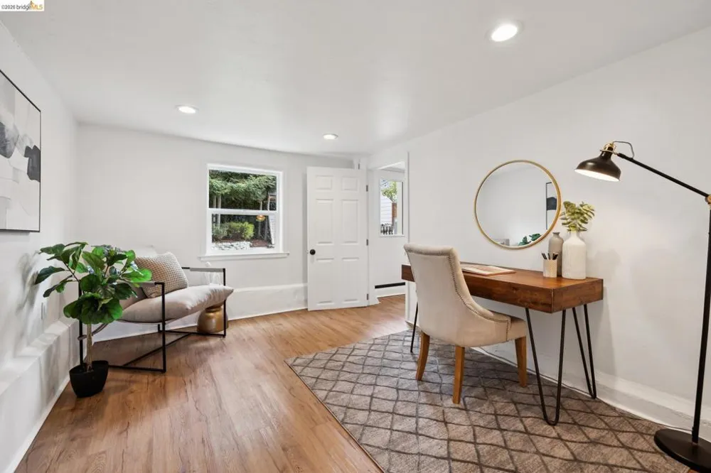 3530 Victor Ave Oakland, CA 94619
