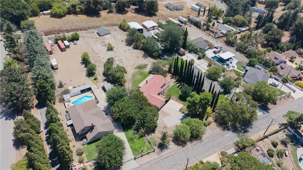 747 Greenwood Avenue San Bernardino, CA 92407