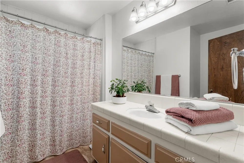 747 Greenwood Avenue San Bernardino, CA 92407