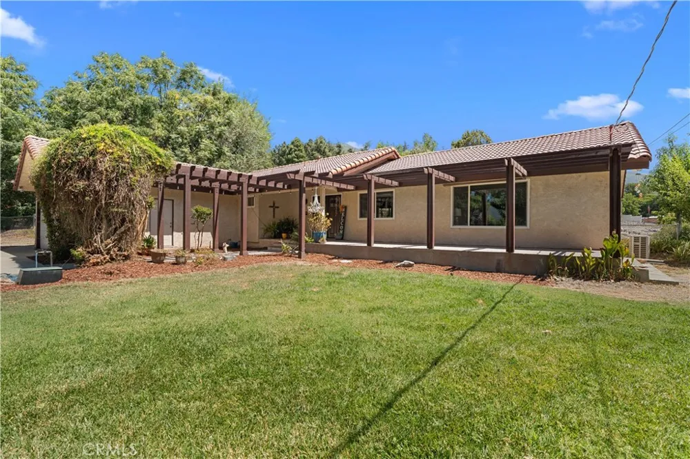 747 Greenwood Avenue San Bernardino, CA 92407