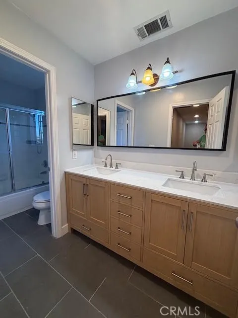 1919 Arlington Torrance, CA 90501