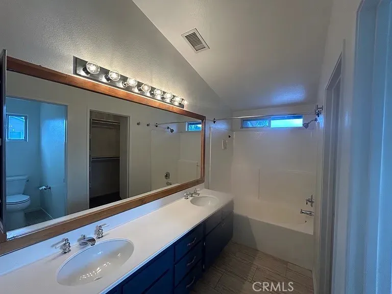 947 Cheyenne Corona, CA 92878