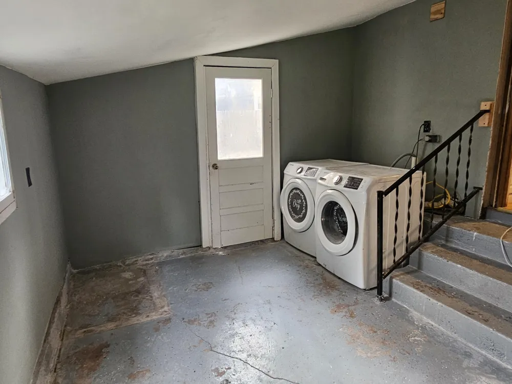 130 E Sycamore Street Wayland, MI 49348