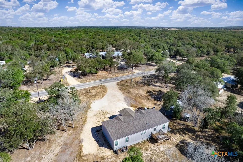 209 Sandy Oaks Drive Seguin, TX 78155