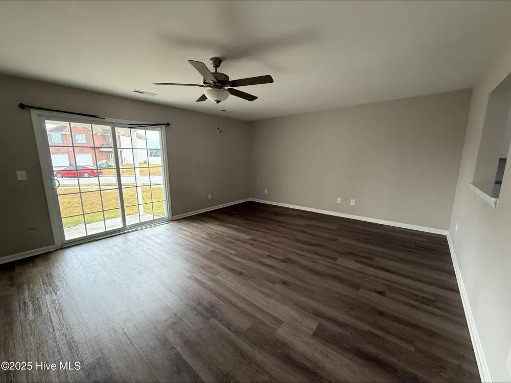 3953 Sedona Drive #B Winterville, NC 28590
