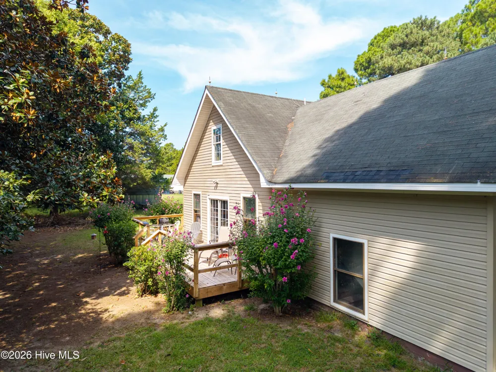 205 S End Road Knotts Island, NC 27950