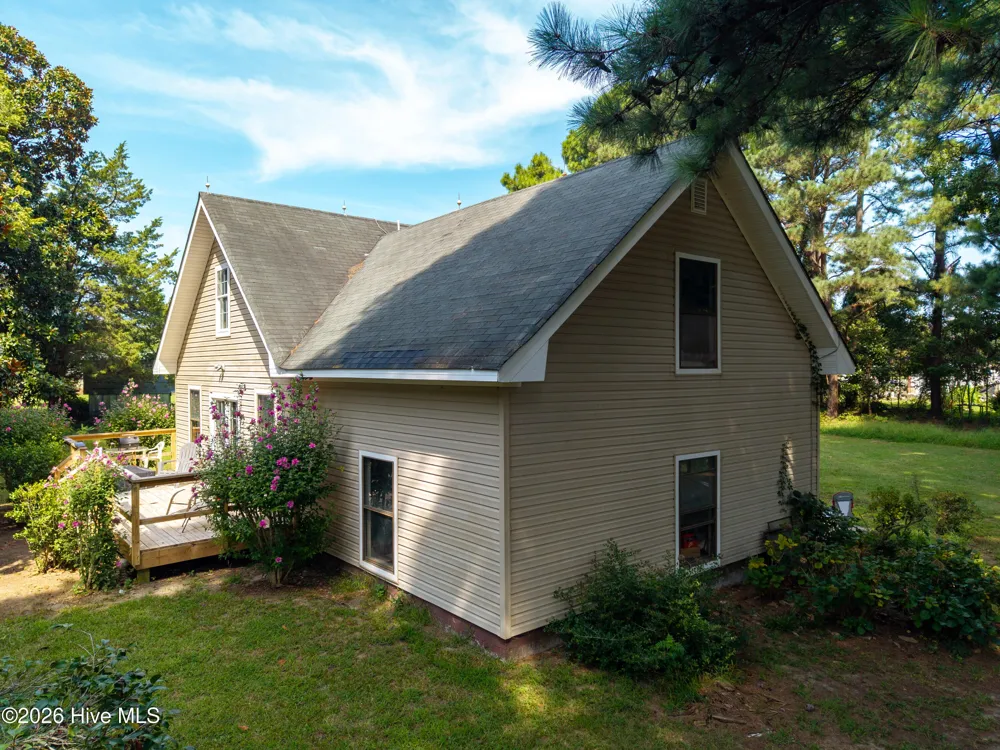 205 S End Road Knotts Island, NC 27950