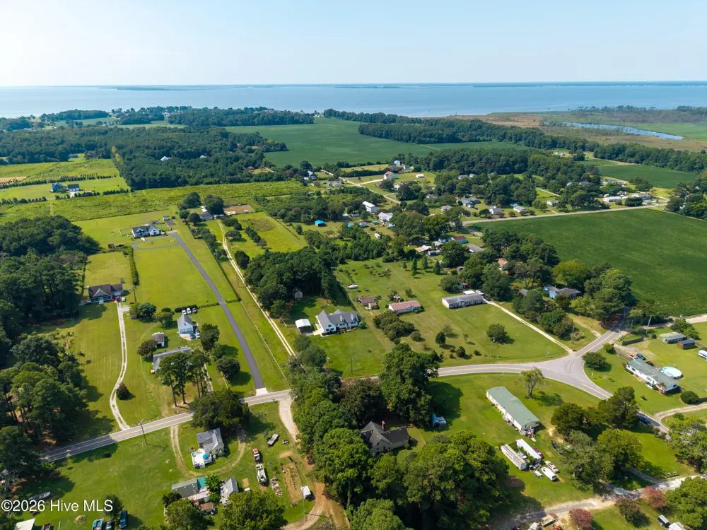 205 S End Road Knotts Island, NC 27950