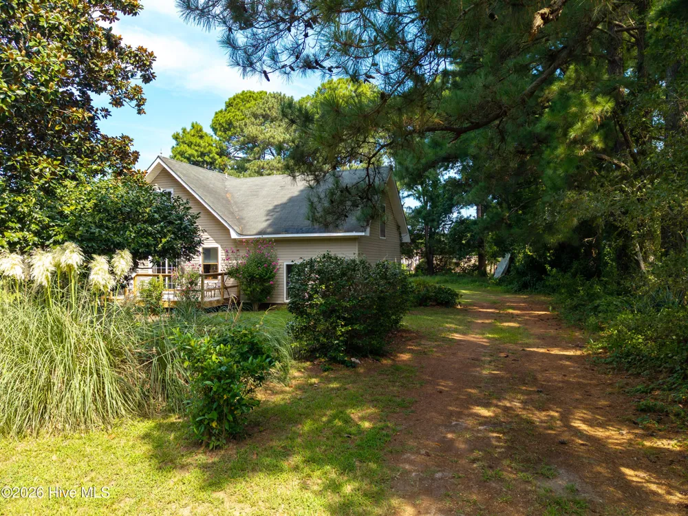 205 S End Road Knotts Island, NC 27950