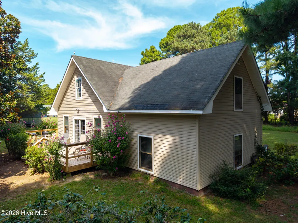 205 S End Road Knotts Island, NC 27950