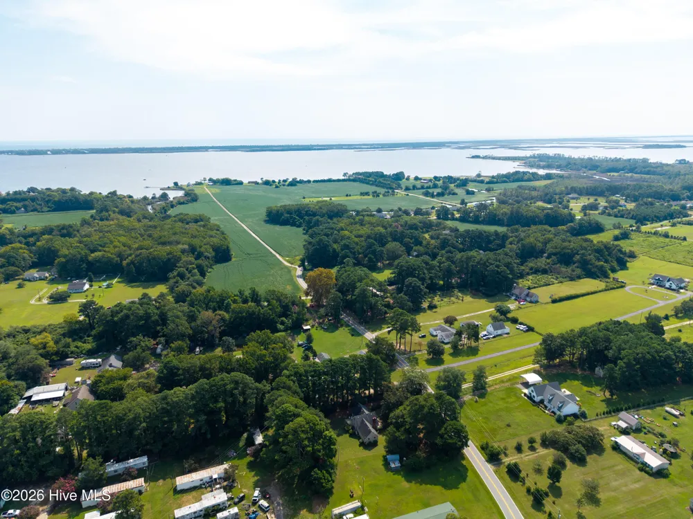205 S End Road Knotts Island, NC 27950