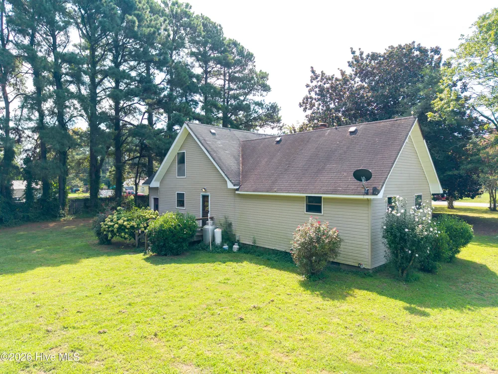 205 S End Road Knotts Island, NC 27950