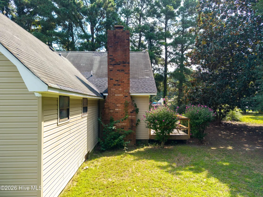 205 S End Road Knotts Island, NC 27950