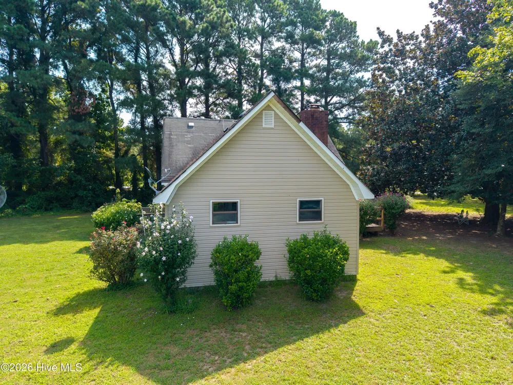 205 S End Road Knotts Island, NC 27950