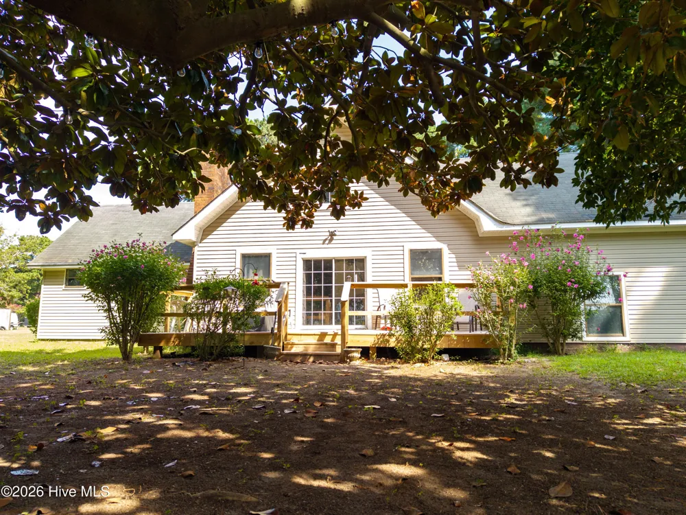 205 S End Road Knotts Island, NC 27950