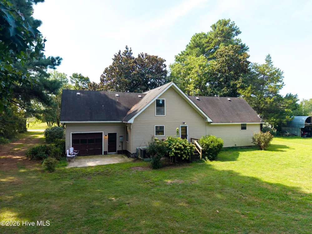 205 S End Road Knotts Island, NC 27950
