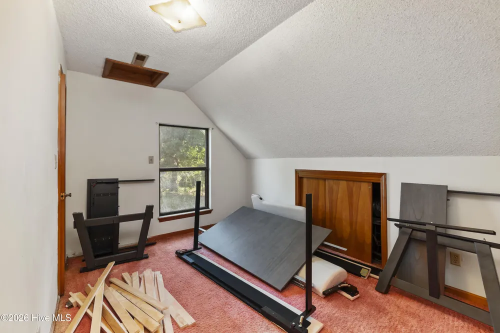 205 S End Road Knotts Island, NC 27950