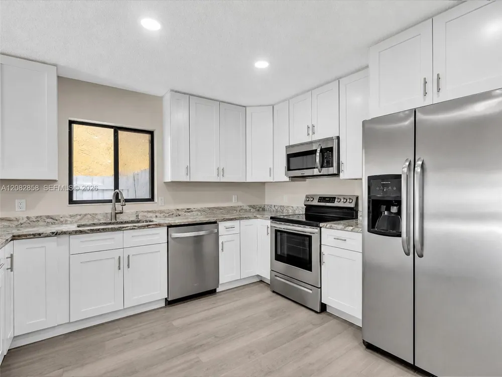 8240 NW 54th St #8240 Lauderhill, FL 33351
