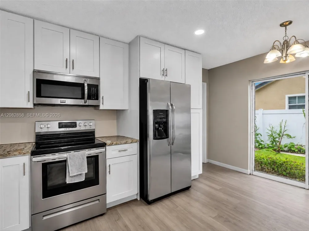 8240 NW 54th St #8240 Lauderhill, FL 33351