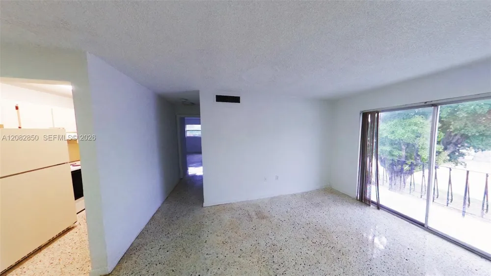 2712 W 10th Ave #1 Hialeah, FL 33010