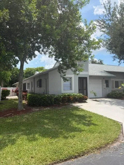 8934 SUNNYWOOD PLACE