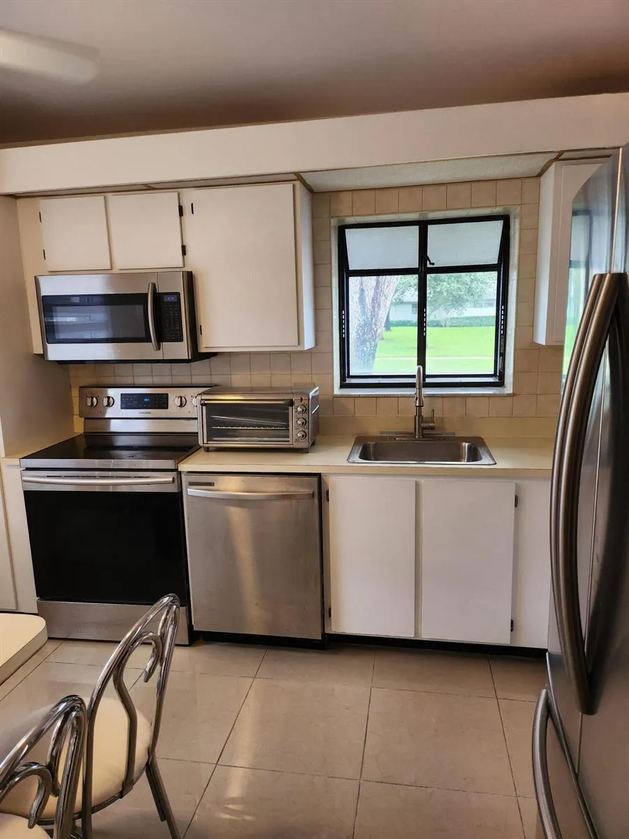 8934 SUNNYWOOD PLACE Boca Raton, FL 33496