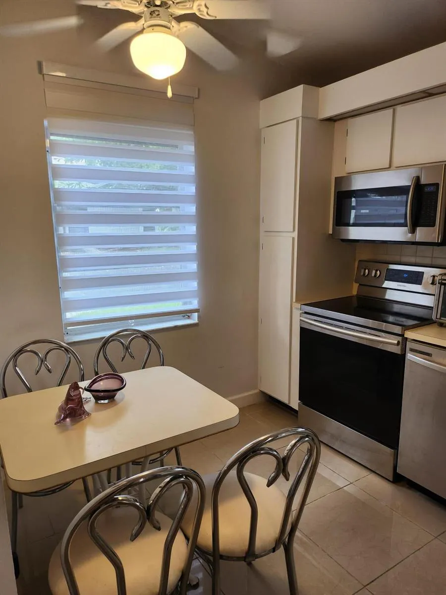 8934 SUNNYWOOD PLACE Boca Raton, FL 33496
