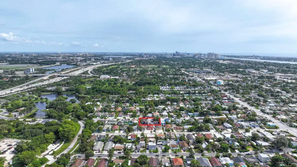 1000 W LAKEWOOD ROAD West Palm Beach, FL 33405