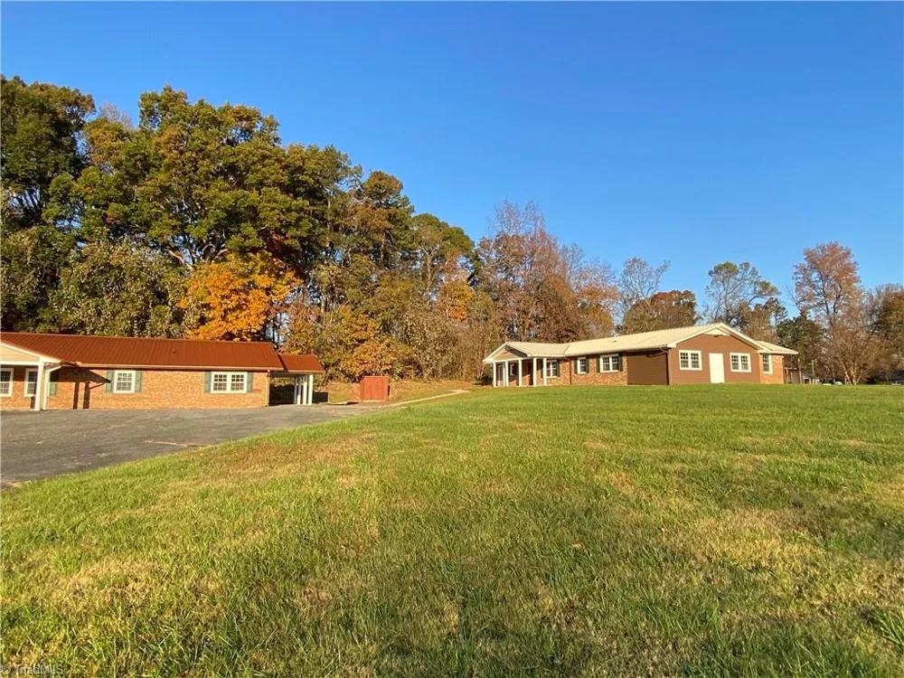 2500 Olivet Court Greensboro, NC 27406