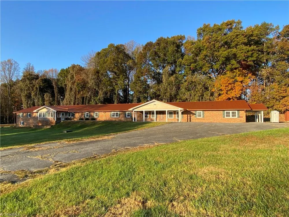 2500 Olivet Court Greensboro, NC 27406