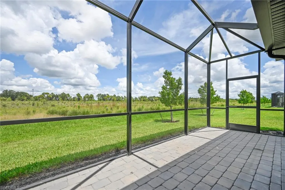 19568 Hinkley Drive Estero, FL 33928