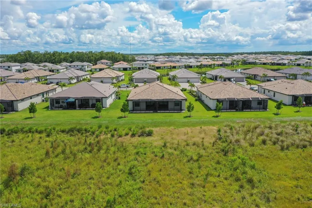 19568 Hinkley Drive Estero, FL 33928