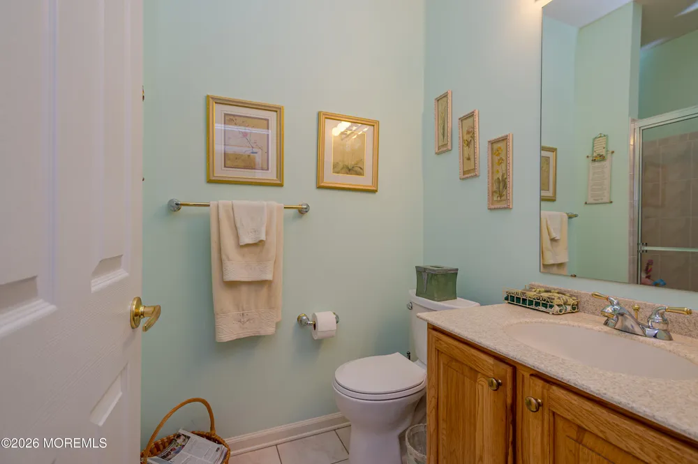 37 Pembrooke Way Smithville, NJ 08205
