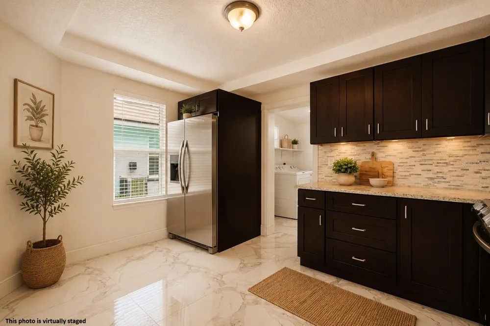 216 HALIFAX AVENUE Daytona Beach, FL 32118