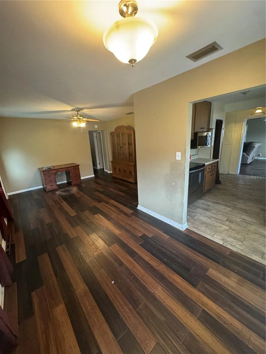 4603 HARVEY AVENUE Tampa, FL 33603