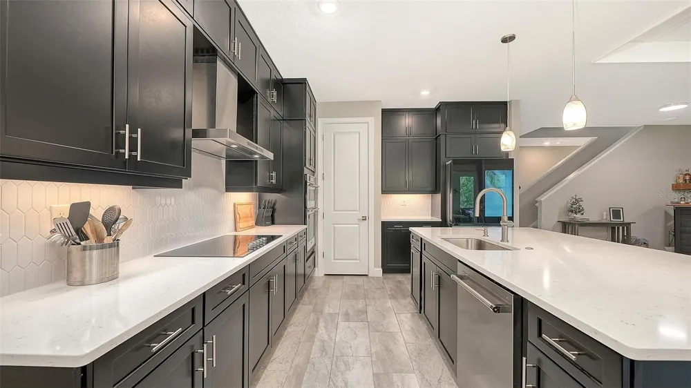 469 BANEBERRY COURT Nokomis, FL 34275